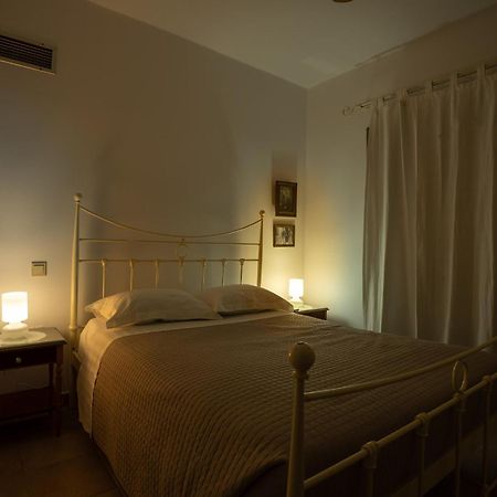Semini Villa Myrties エクステリア 写真