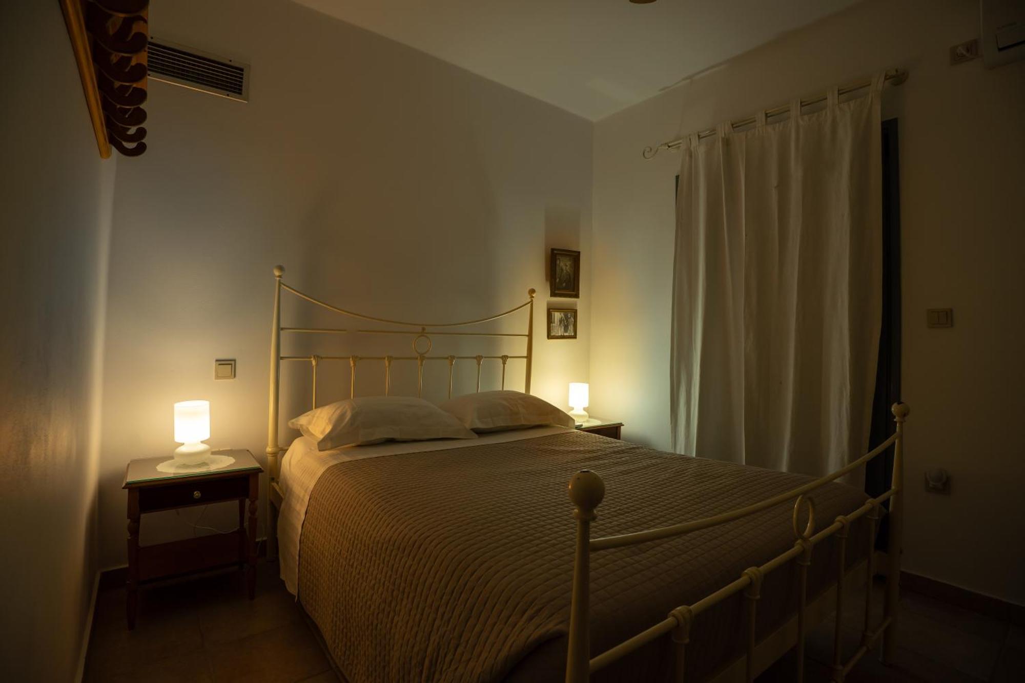 Semini Villa Myrties エクステリア 写真