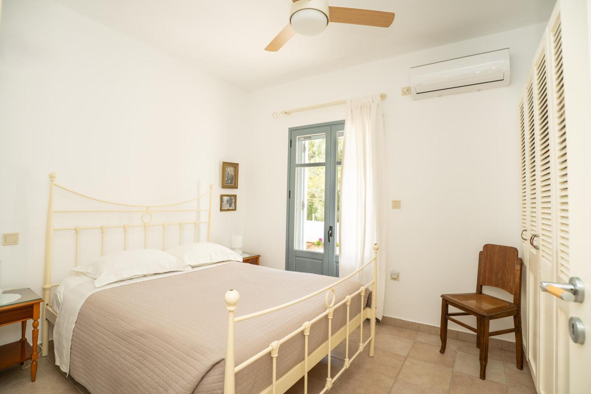 Semini Villa Myrties エクステリア 写真