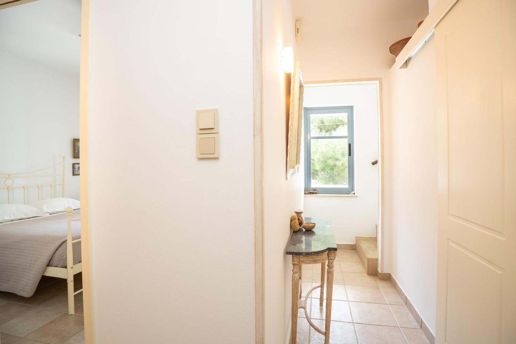 Semini Villa Myrties エクステリア 写真