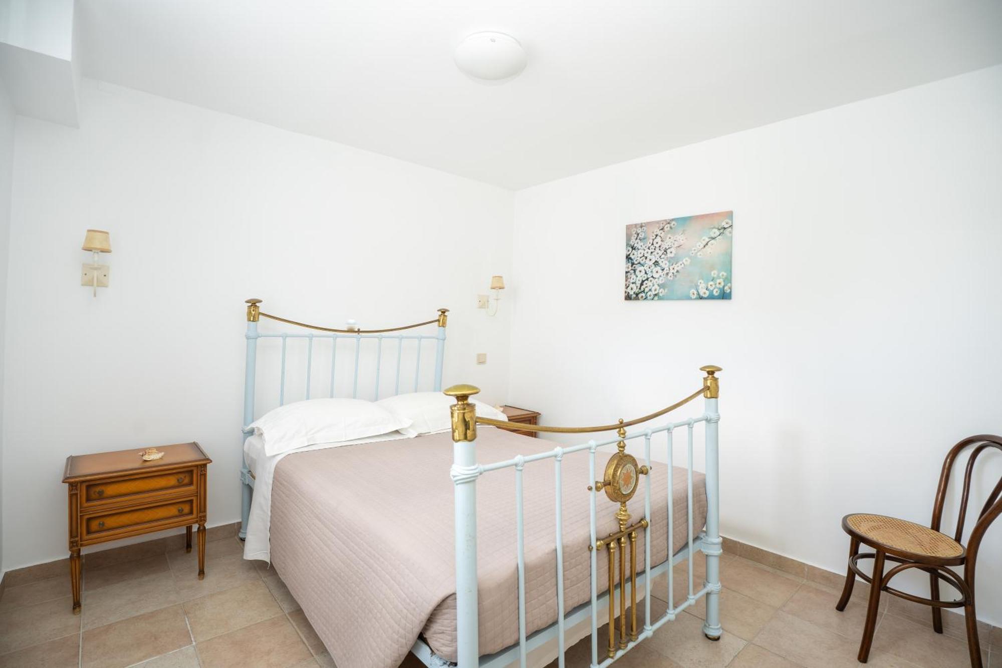 Semini Villa Myrties エクステリア 写真